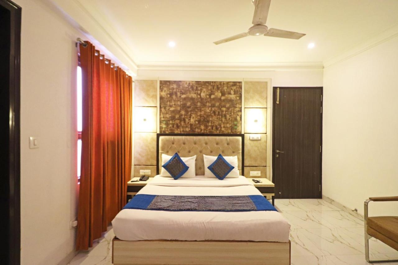 Hotel Almora Near Delhi Airport New Delhi Luaran gambar