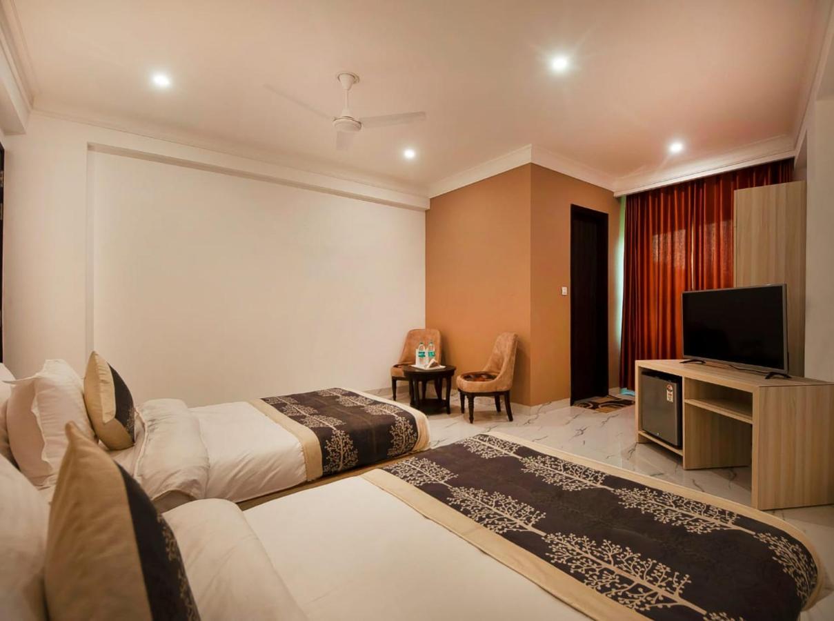 Hotel Almora Near Delhi Airport New Delhi Luaran gambar
