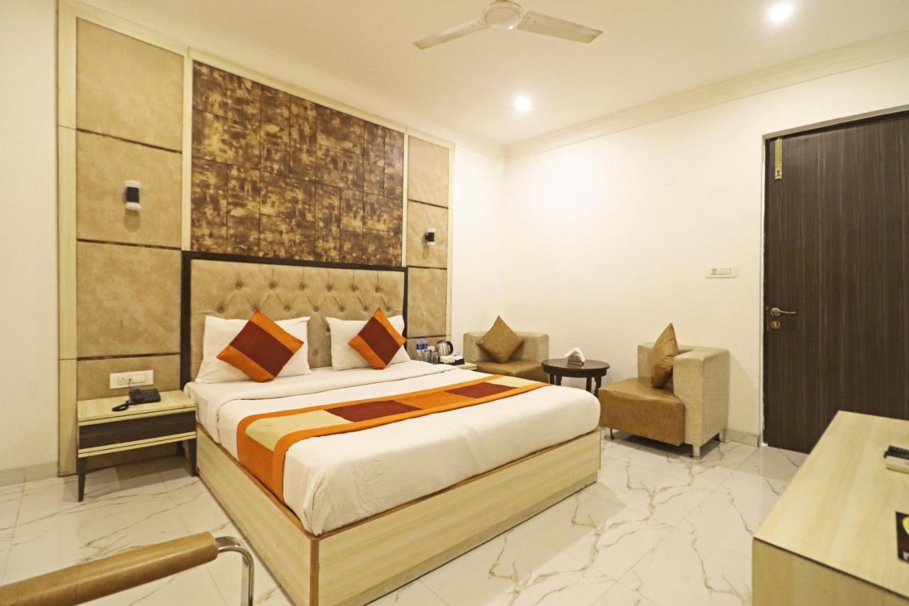 Hotel Almora Near Delhi Airport New Delhi Luaran gambar