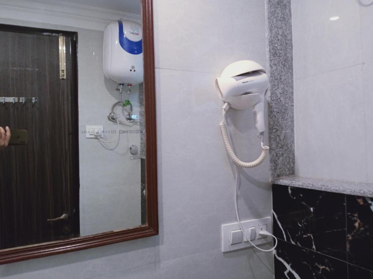 Hotel Almora Near Delhi Airport New Delhi Luaran gambar