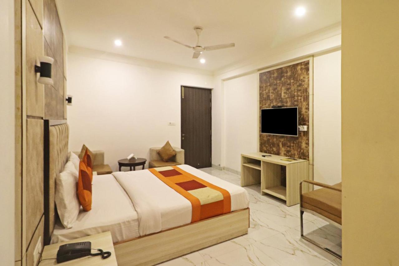 Hotel Almora Near Delhi Airport New Delhi Luaran gambar